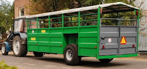 Тележка для перевозки скота ТПС-6 (инновация) для перевозки животных (КРС, свиней), г/п - 6 т  